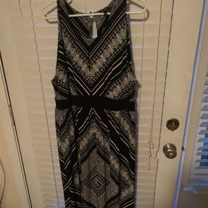 Black and white print maxi dress